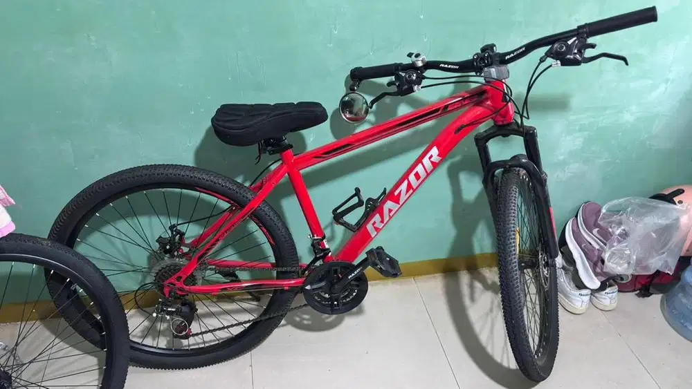 Sepeda Razor MTB masih baru