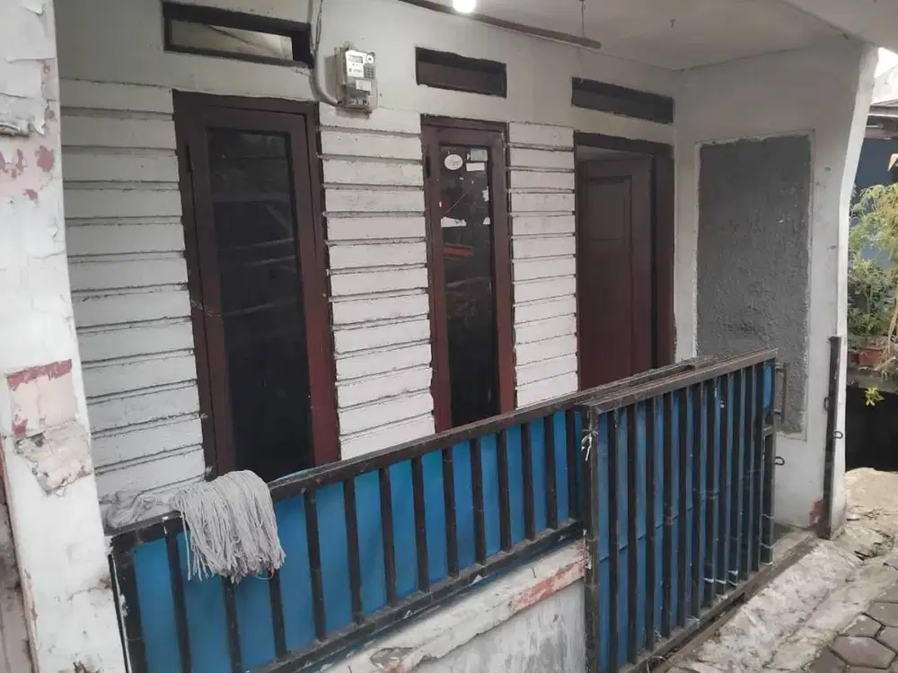 rumah murah dekat stasiun depok baru