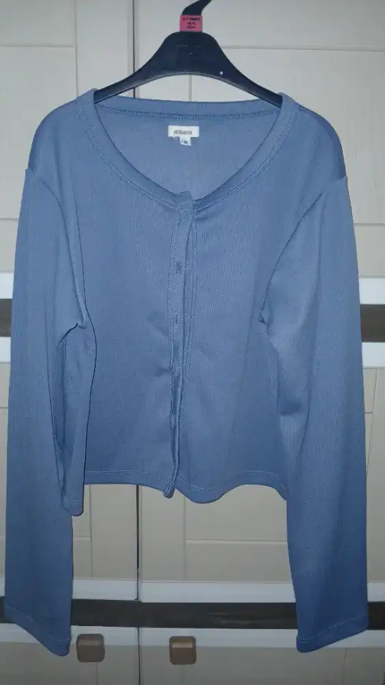 crop knit cardigan [ biru & maroon]