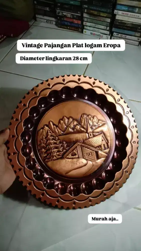 Vintage Pajangan Antik Plat Logam Eropa