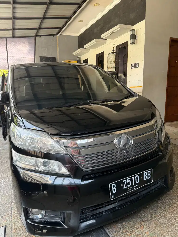 Toyota Velfirre 2012 V Matic