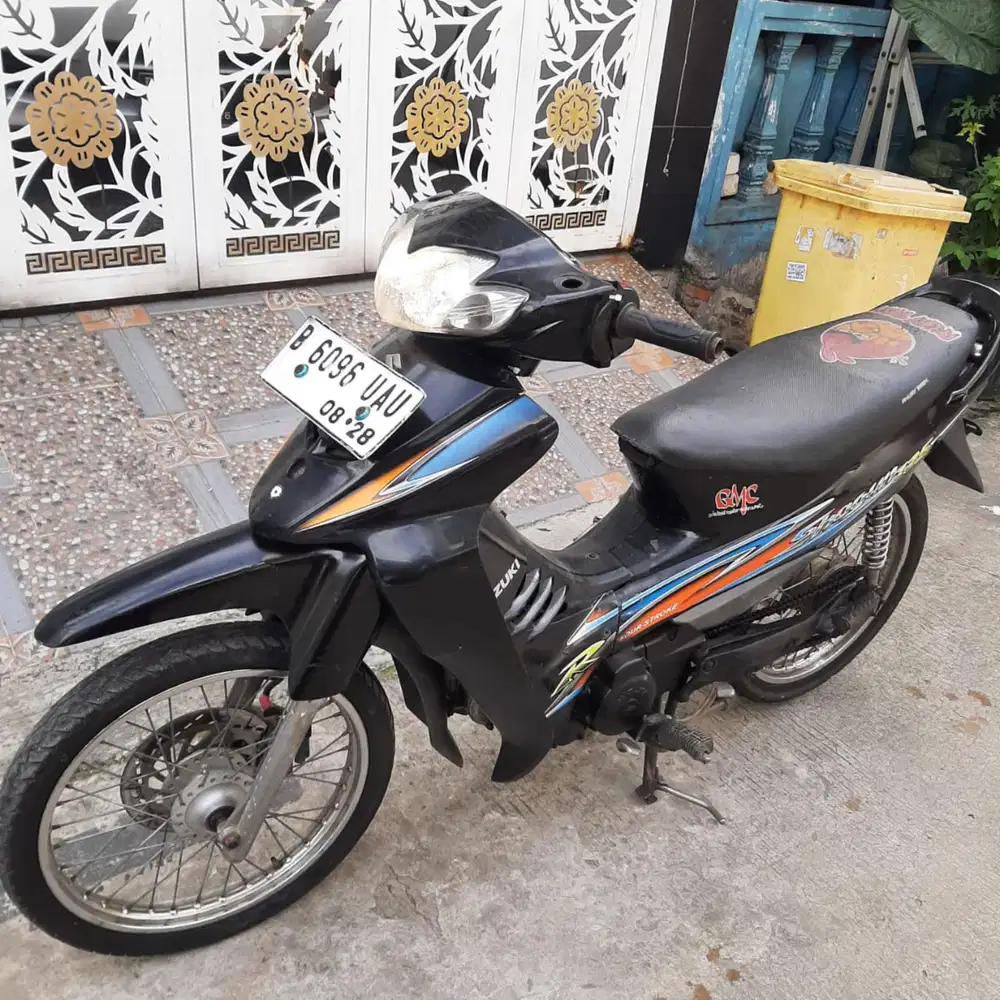 Suzuki Shogun 125 2004 ss lengkap mesin bagus plat B DKI