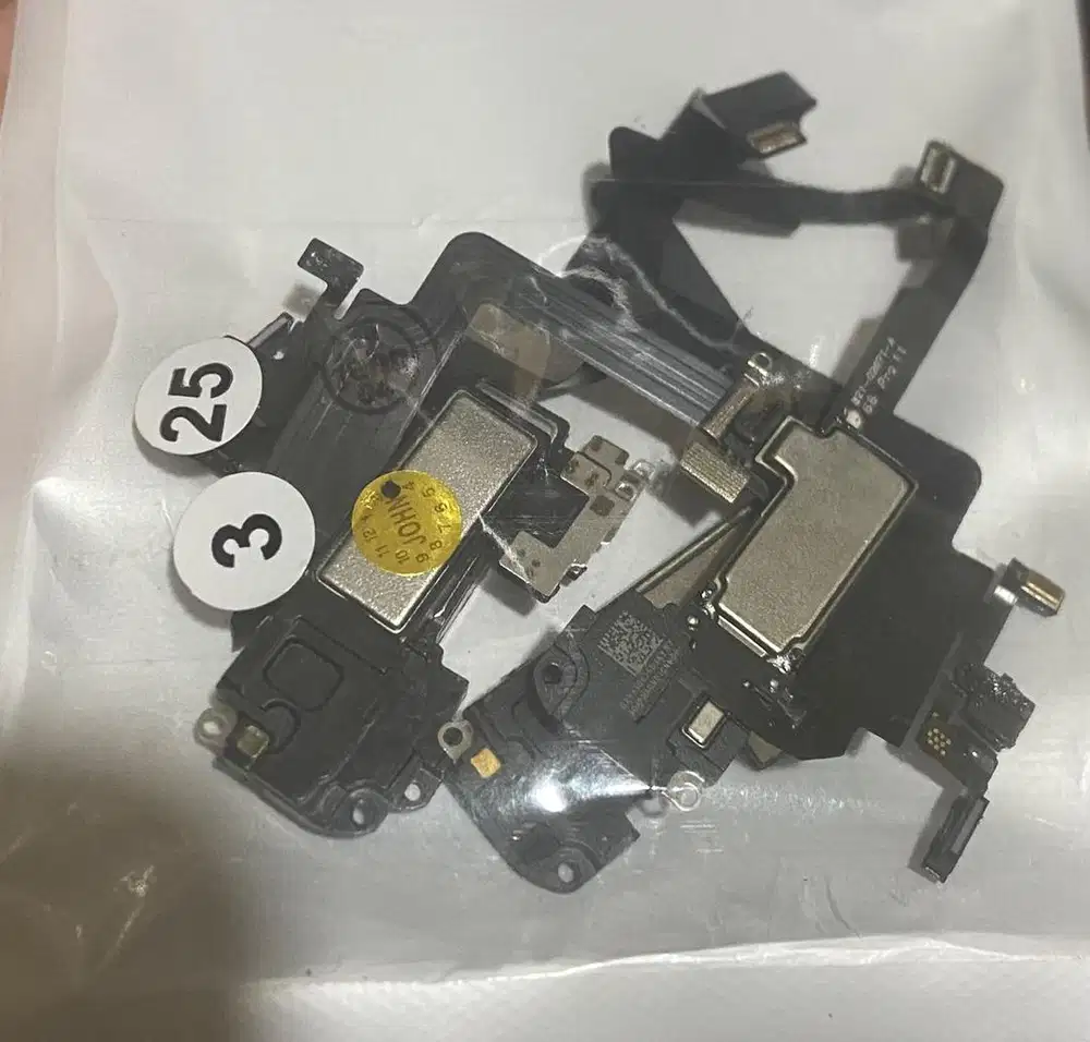 Speaker Atas iphone 11 Pro