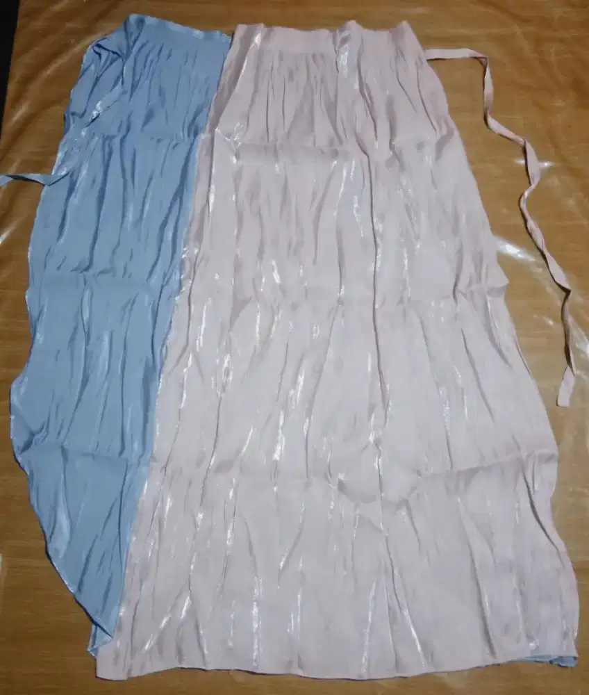 ROK MEDELLING WANITA