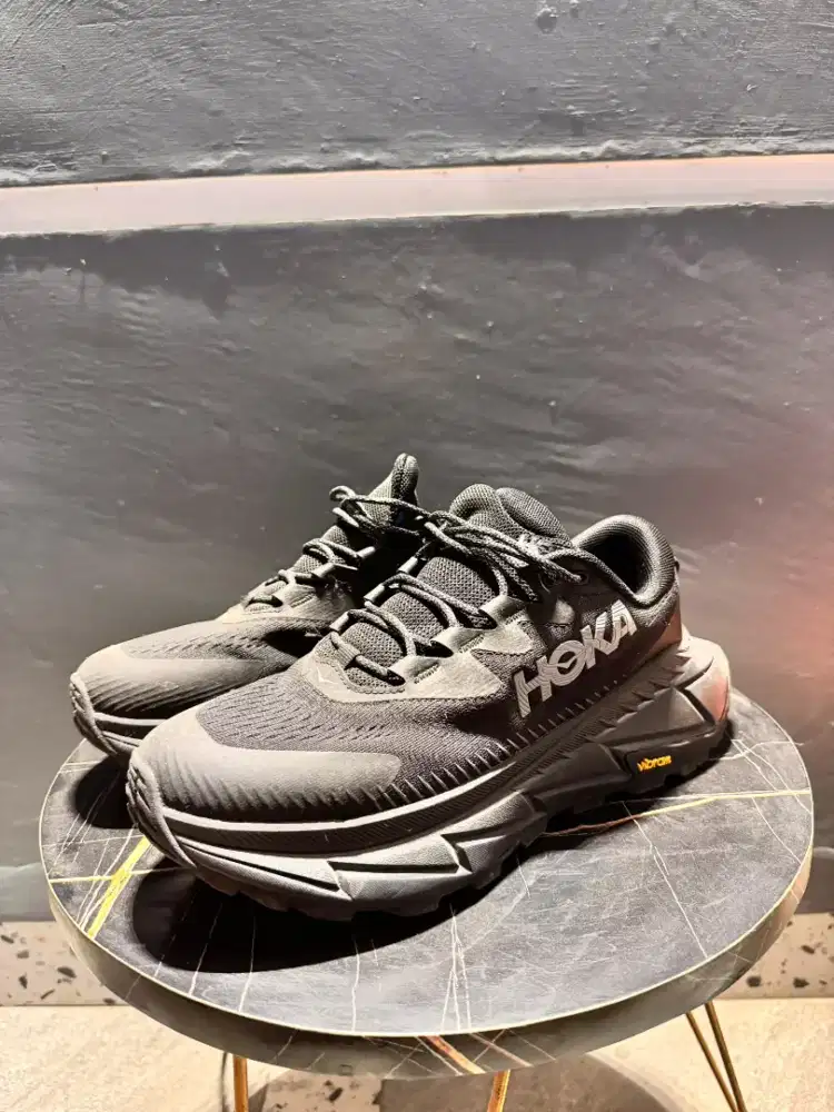 Hoka Skyline Float X