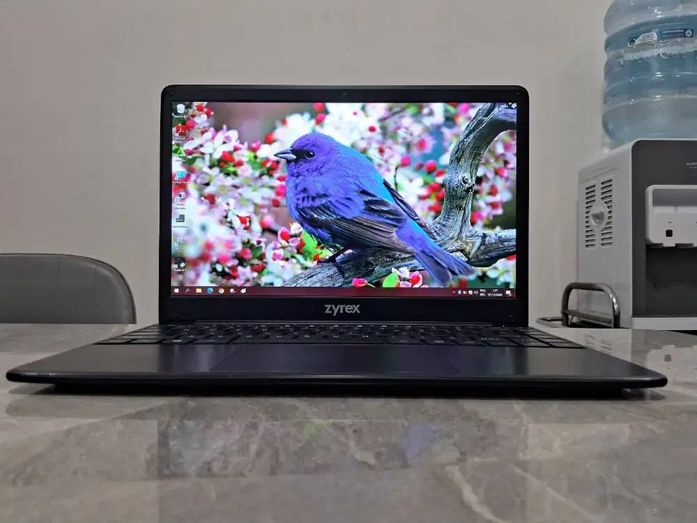Zyrex Sky SSD 320GB 4GB Laptop 14in Full HD Win ORI Super Slim AAJIIBH
