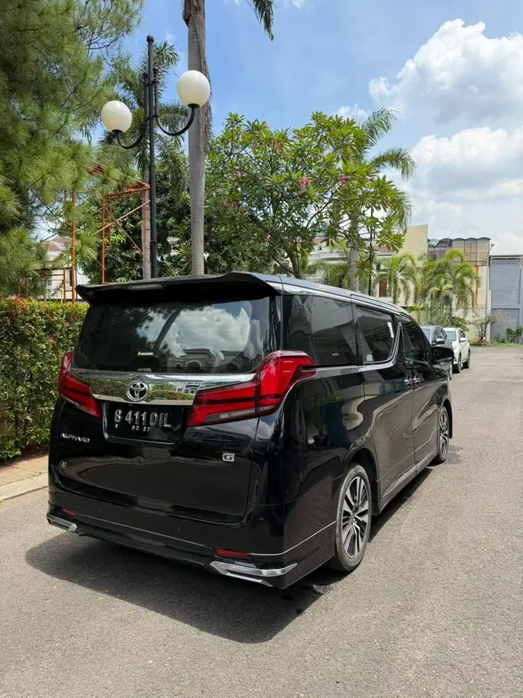 Toyota Alphard 2022 Bensin