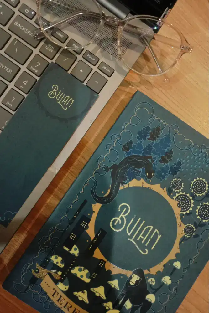 Preloved Novel Bumi Series, Bulan by Tere Liye