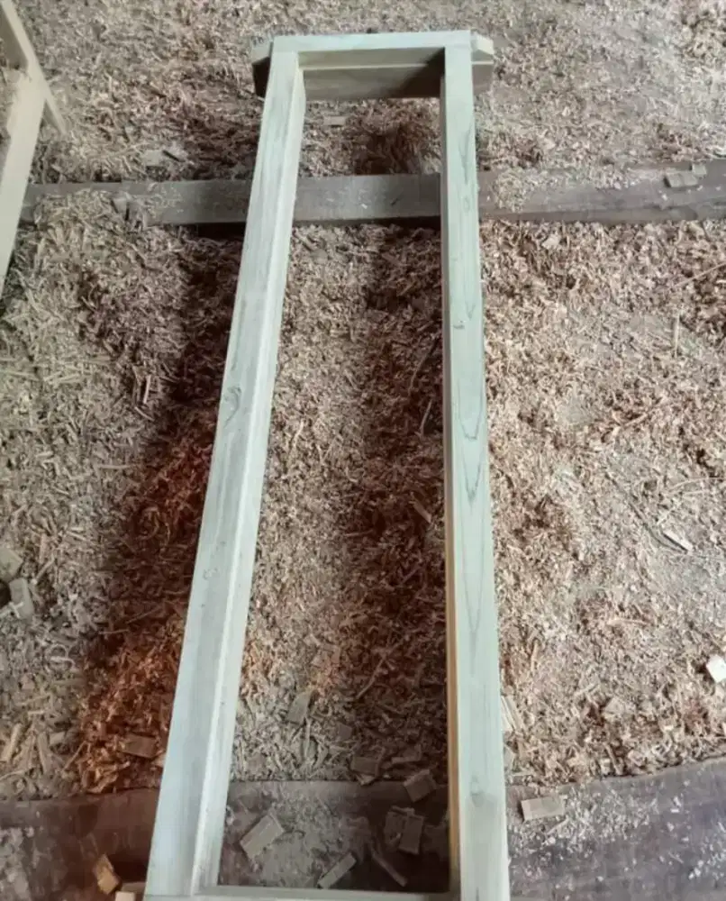 Jual kusen bahan kayu mahoni dan jati