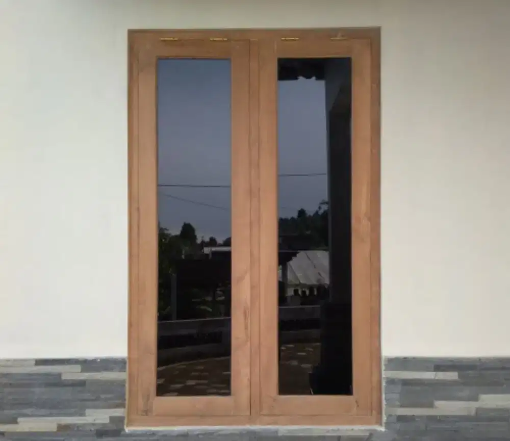 Jual kusen bahan kayu mahoni dan jati