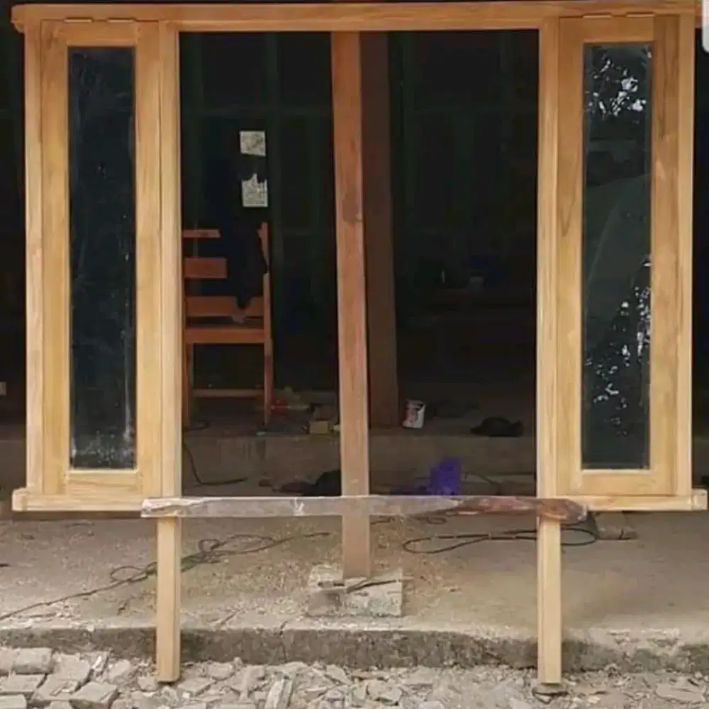 Jual kusen bahan kayu mahoni dan jati