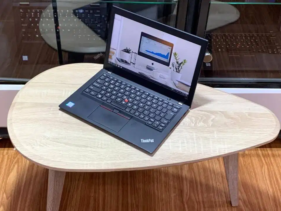 Lenovo Thinkpad X280 Intel Corei5 GEN8 Ram 8Gb SSD Display 12inch slim