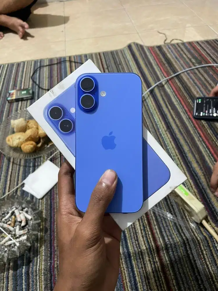 iPhone 16 128Gb iBox