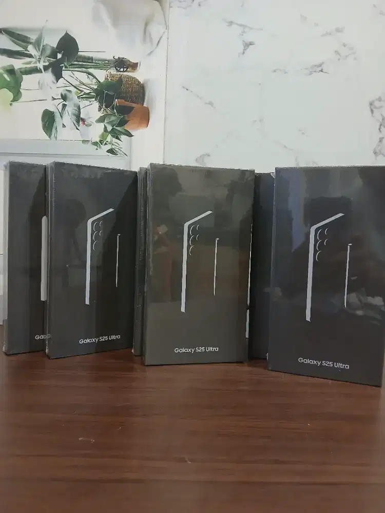 Promo besar samsung galaxy S25 ultra 12/512 segel,murah