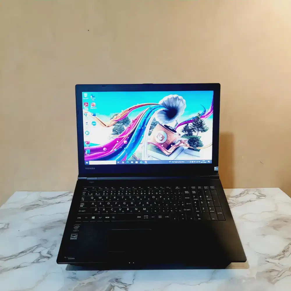 Toshiba Dynabook R35/M i5 8GB SSD128 No Cam