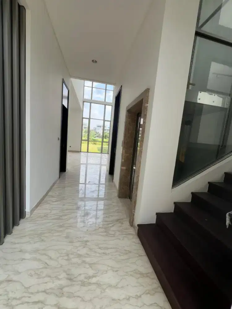 PIK – Rumah Golf Island Mozart Ada Lift, Brand New