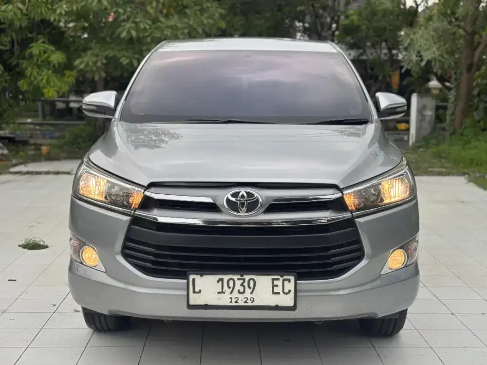 Toyota inova reborn 2.4 At