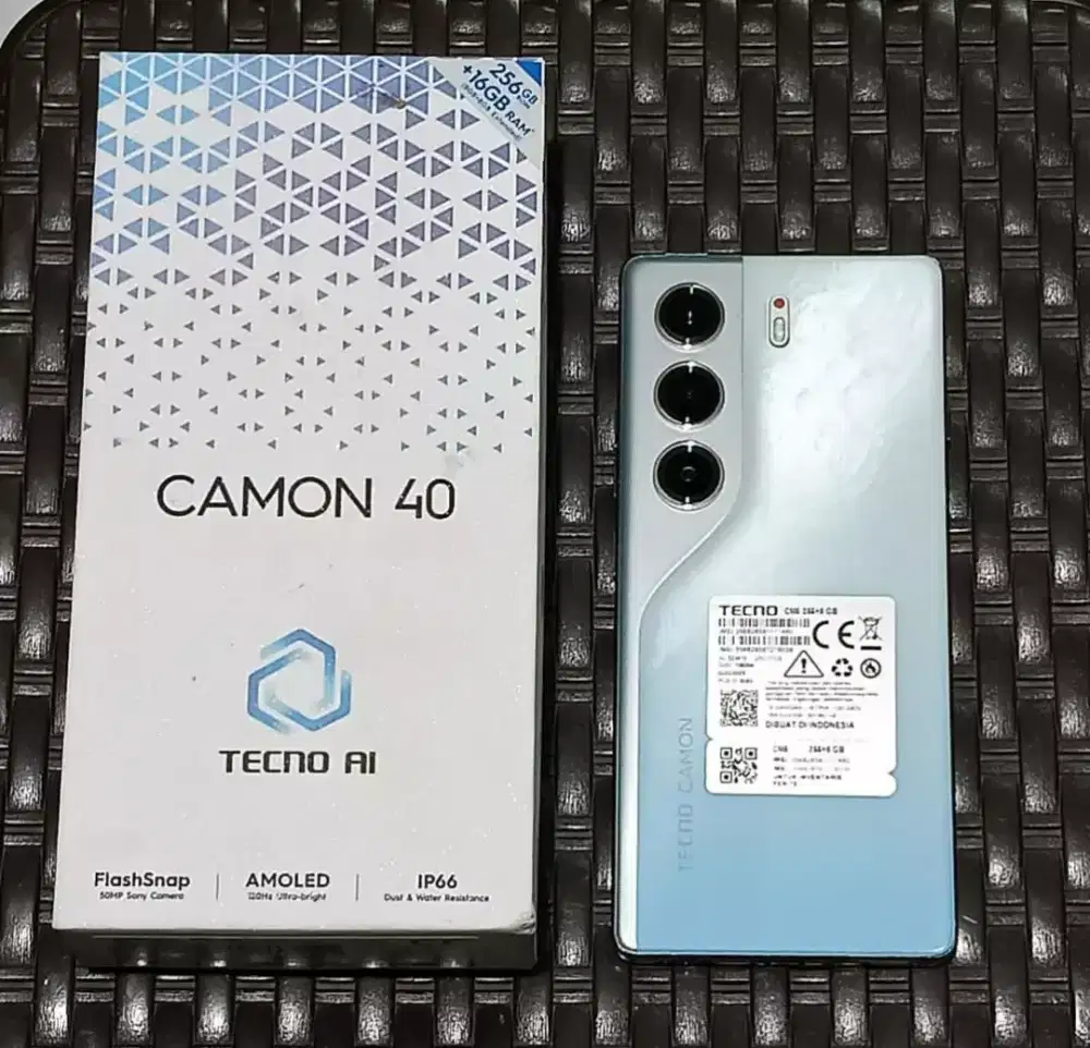 Tecno Camon 40 ram 8+8/256