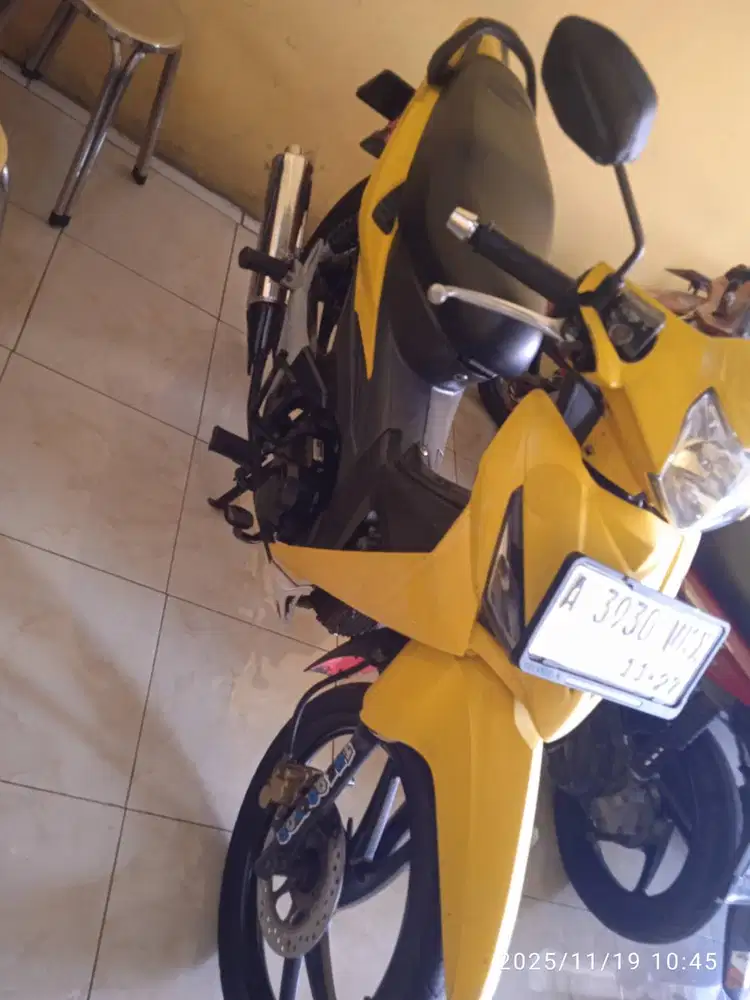 Jual Honda Revo 2007 PJK on warna asli kuning