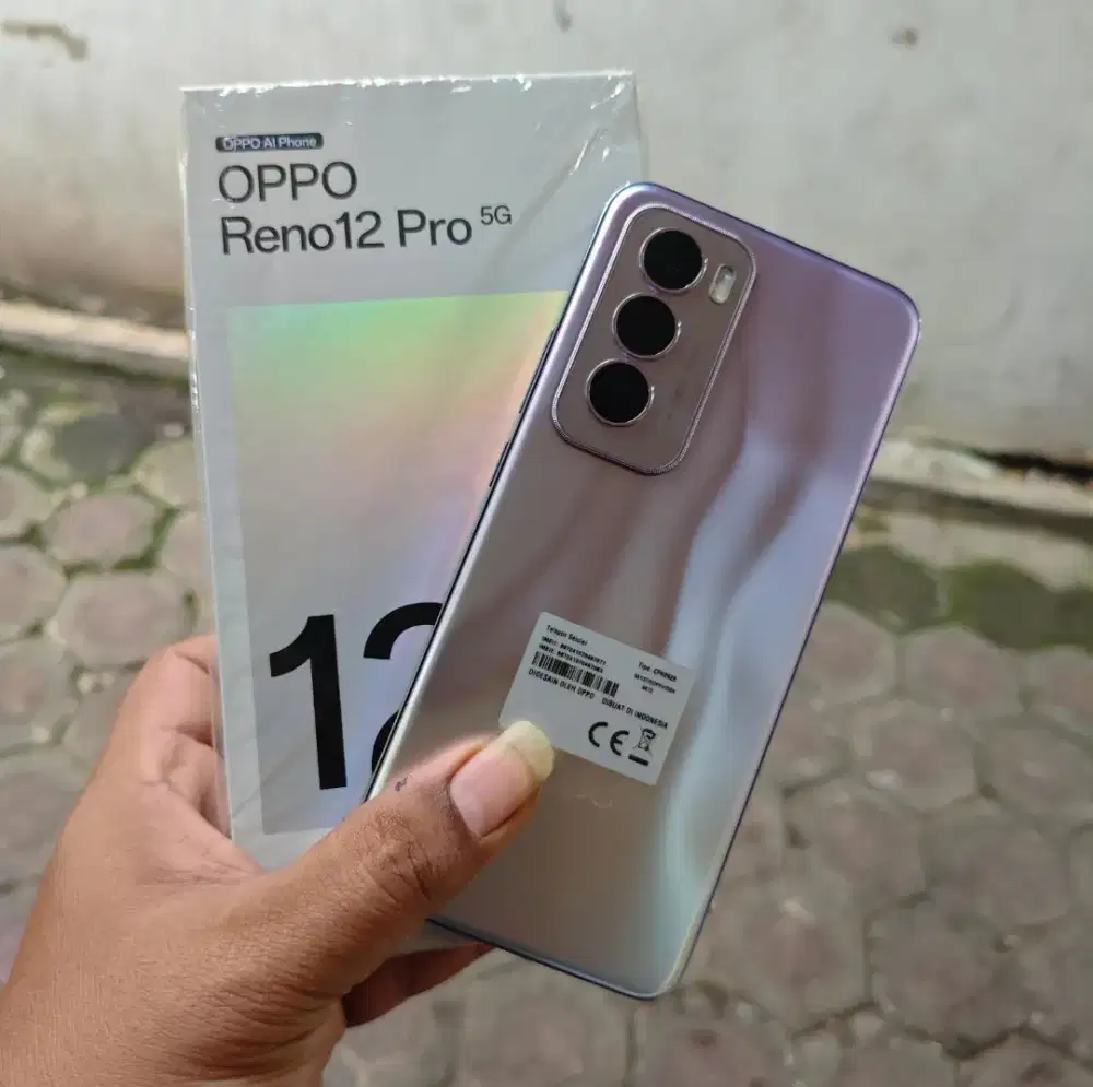 Oppo Reno 12 pro ram 12+12/512 istimewa komplit