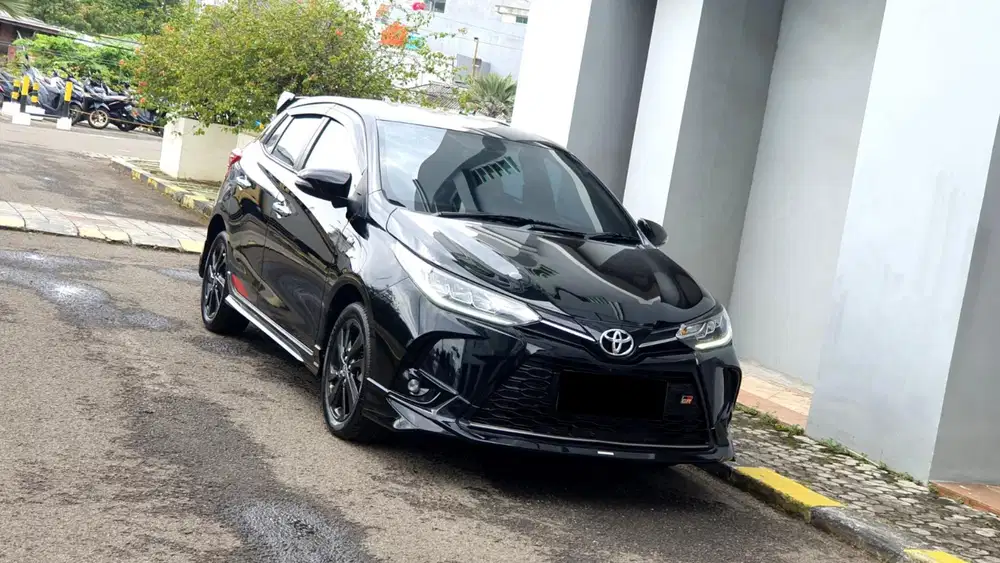 [ LOW KM ] Toyota Yaris 1.5 S GR Sport CVT Facelift AT 2023/2024