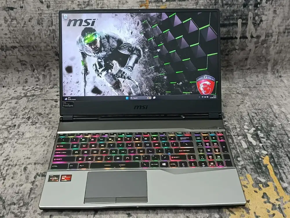 MSI ALPHA 15 A3DDK (R7 3750H/8Gb/512Ssd RX5500M)