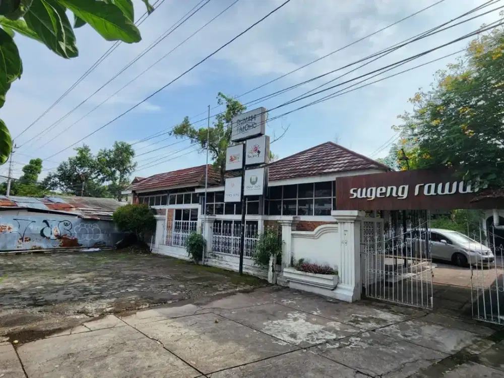 BANGUNAN BEKAS EX KAFE STRATEGIS DI JL UTAMA TIMOHO KOTA YOGYAKARTA