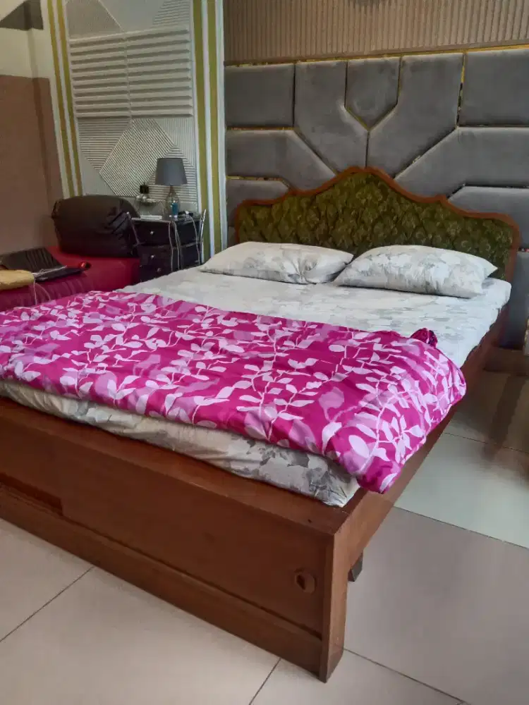 Tempat tidur kayu jati classic 160x200 set kasur bus keras