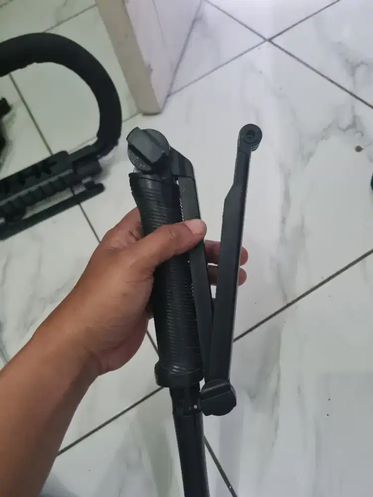 TONGSIS + TRIPOD MONOPOD VIVAN VGO-01