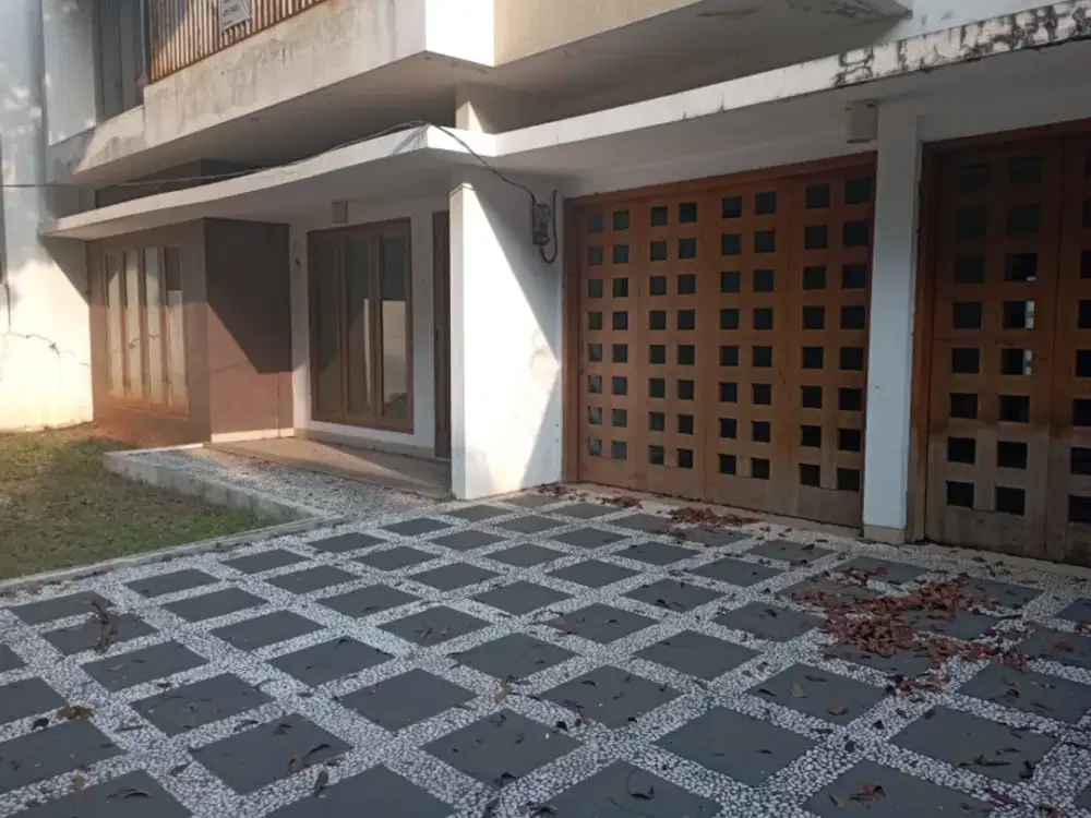 Jual cepat rumah keker, luas dan lokasi bagus di Kayu Putih Jakarta Timur