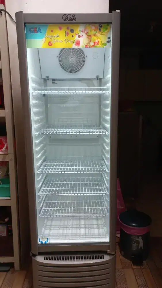 Prelove Showcase GEA 5 rak