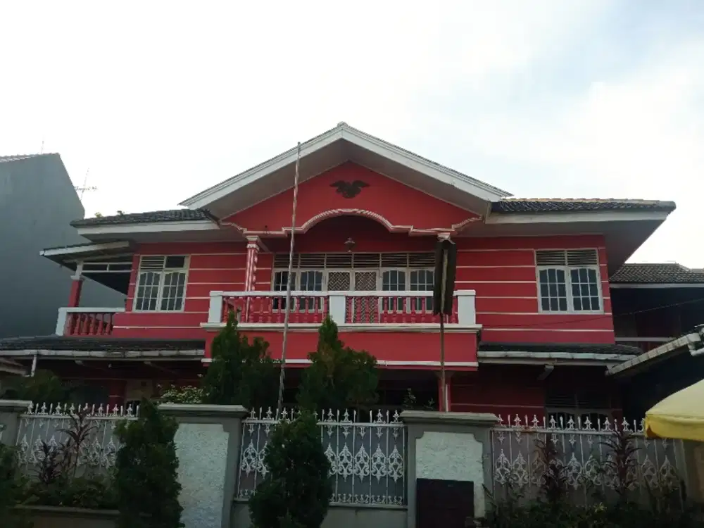 Jual cepat rumah luas di Jl. Selat Batam Kav AL Duren Sawit Jakarta Timur