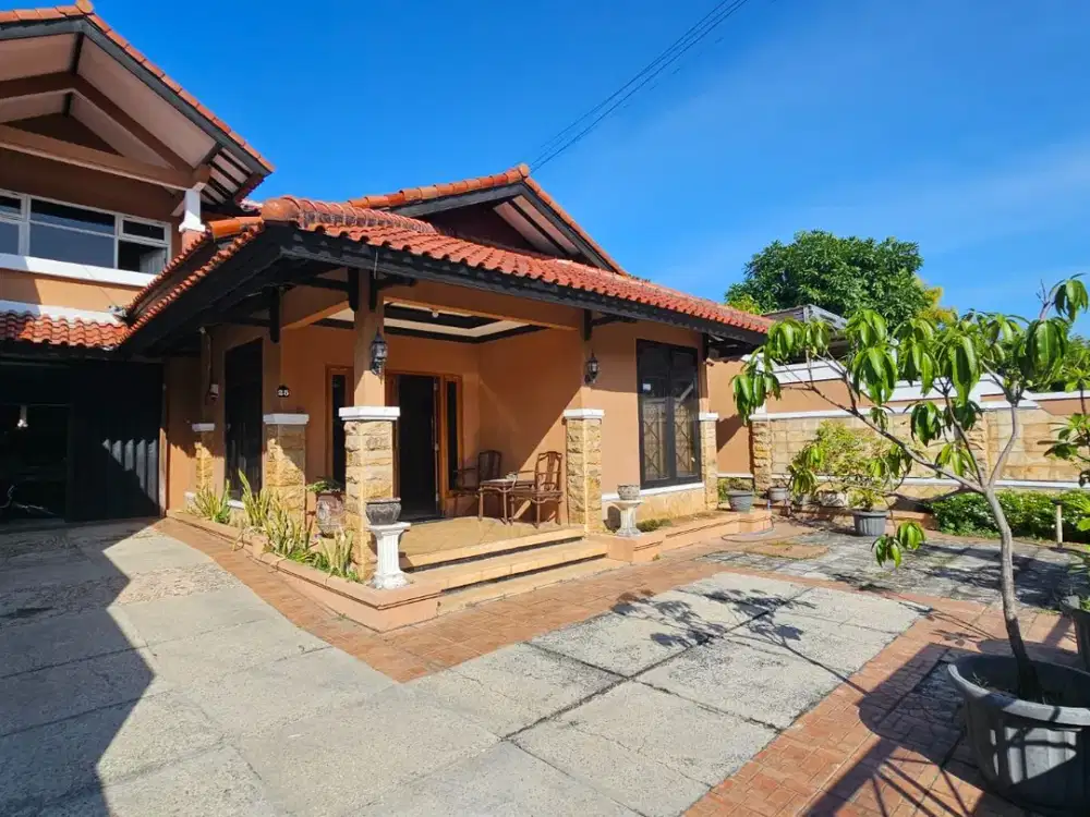 Dijual Rumah Luas 2 Lantai di Ngesrep Setiabudi Srondol Dekat Jalan raya