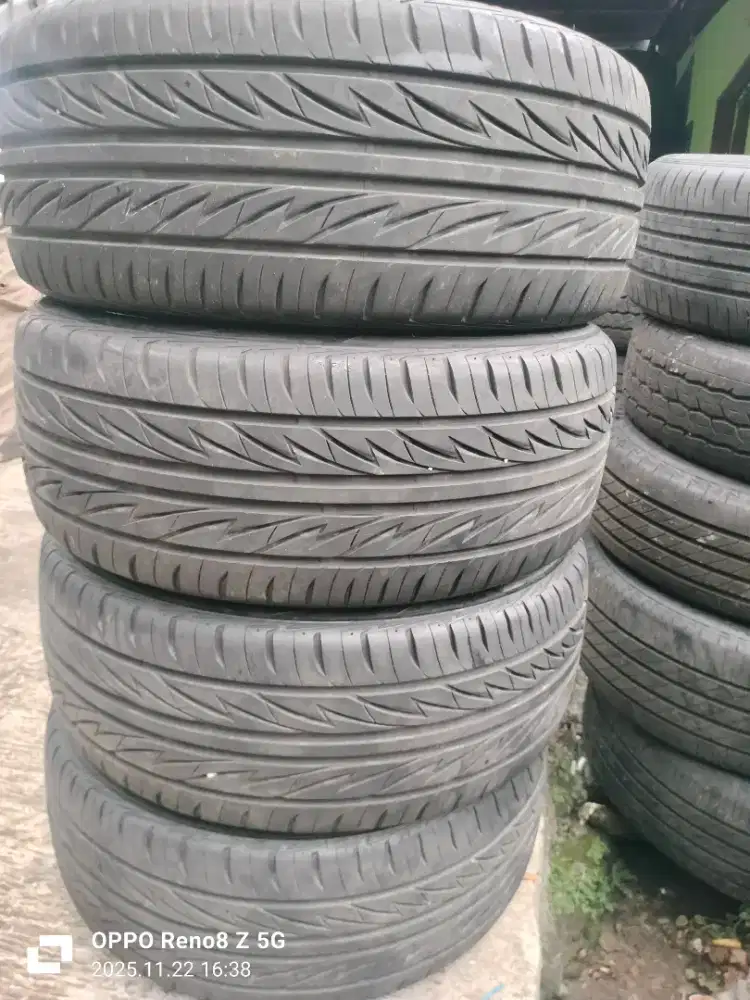 Jual ban copotan mrek Bridgestone techno sport 245 45 R18 kond 95%