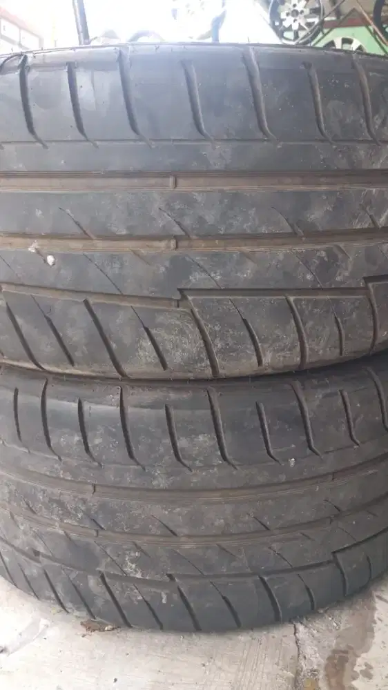 Jual ban mrek champiro sx2 ukuran 265 35 R18 kond 90% 2pcs nik 2023