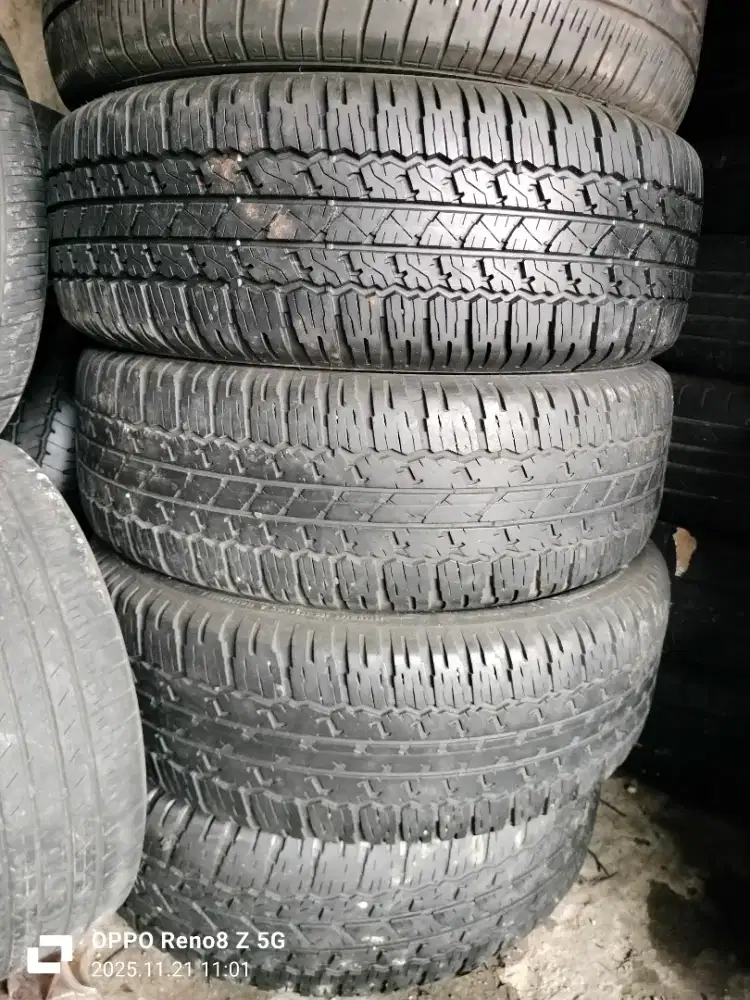 Jual ban Bridgestone Dueler A/T ukuran 265 65 R17 kond 85% 4pcs