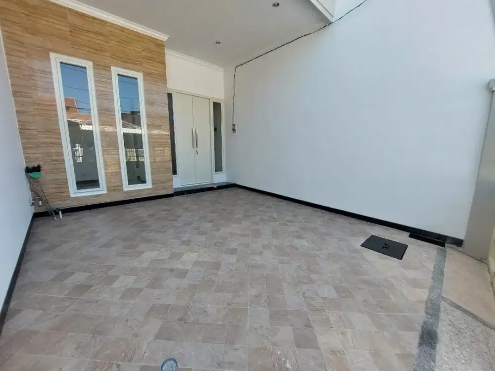 dijual rumah baru mulyosari utara