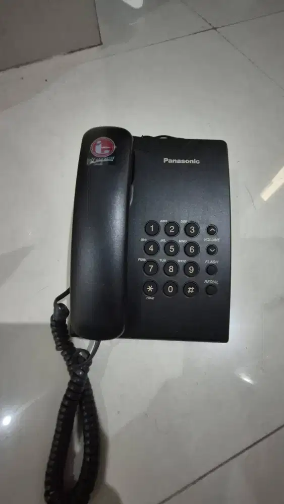Dijual: Panasonic – Pesawat Telepon Kabel KX-TS505 (Hitam)