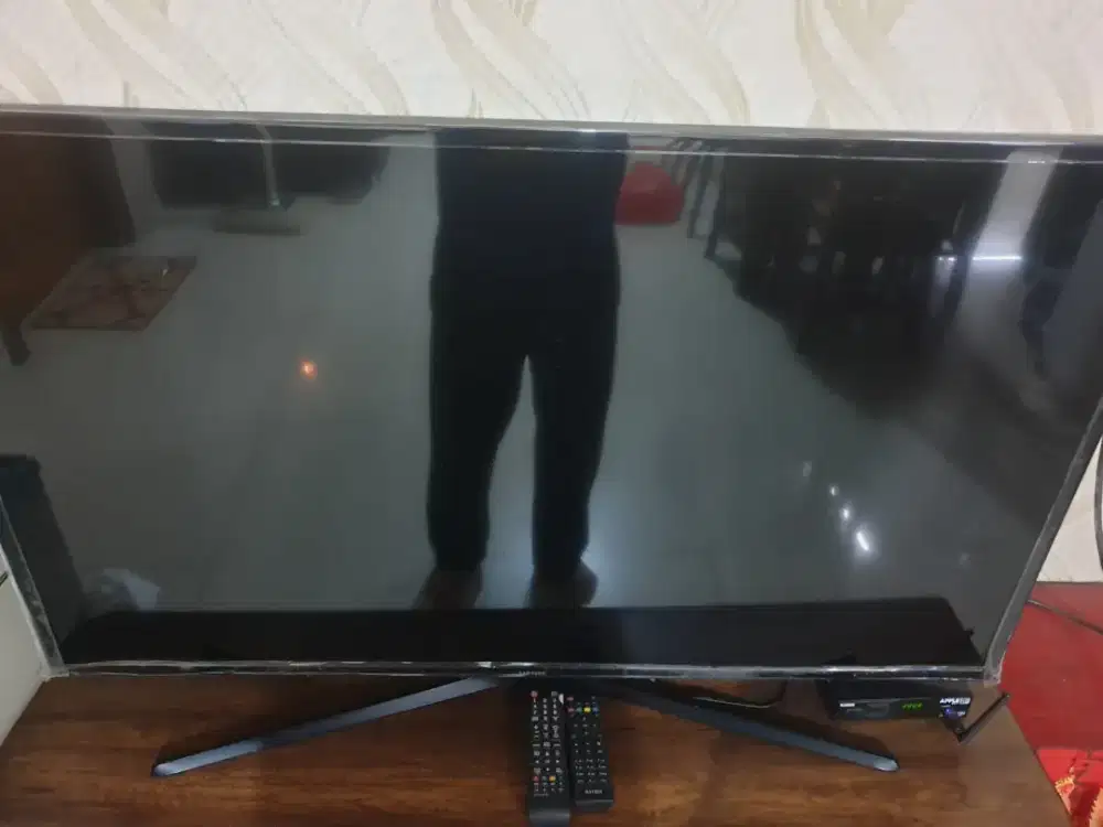 Tv Samsung 47 model UA48J5000AK