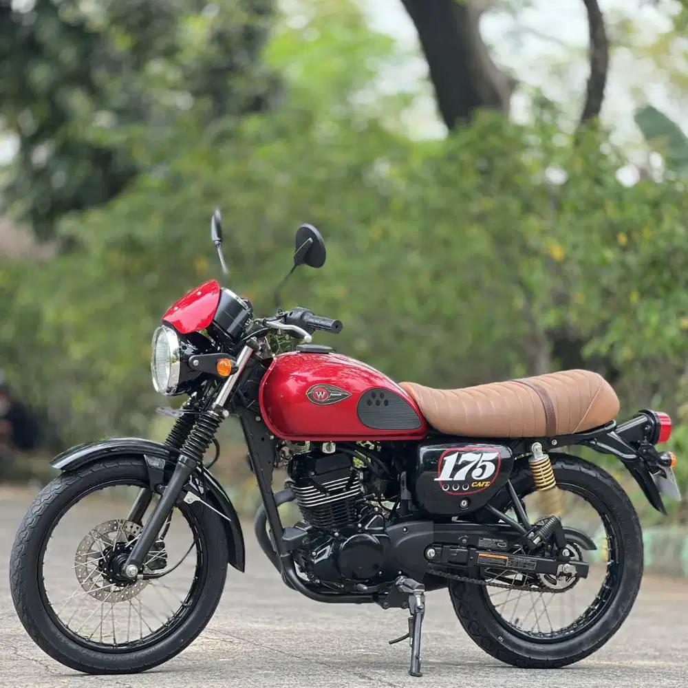KAWASAKI W175 CAFE MERAH 2019 KM RENDAH PAJAK PANJANG LIKE NEW