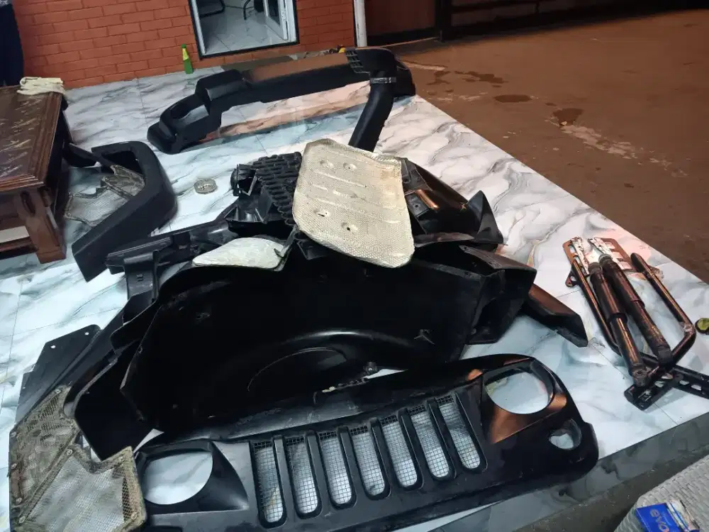 Sparepart Copotan Mobil jeep rubicorn