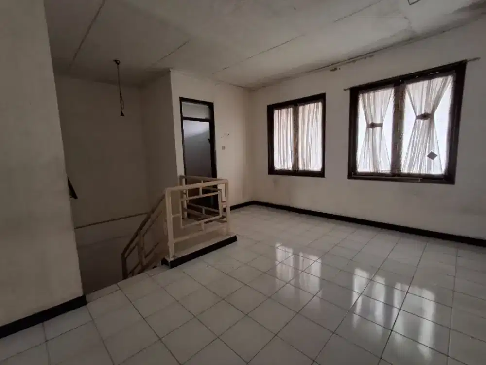 Disewakan Ruko 2 Lantai