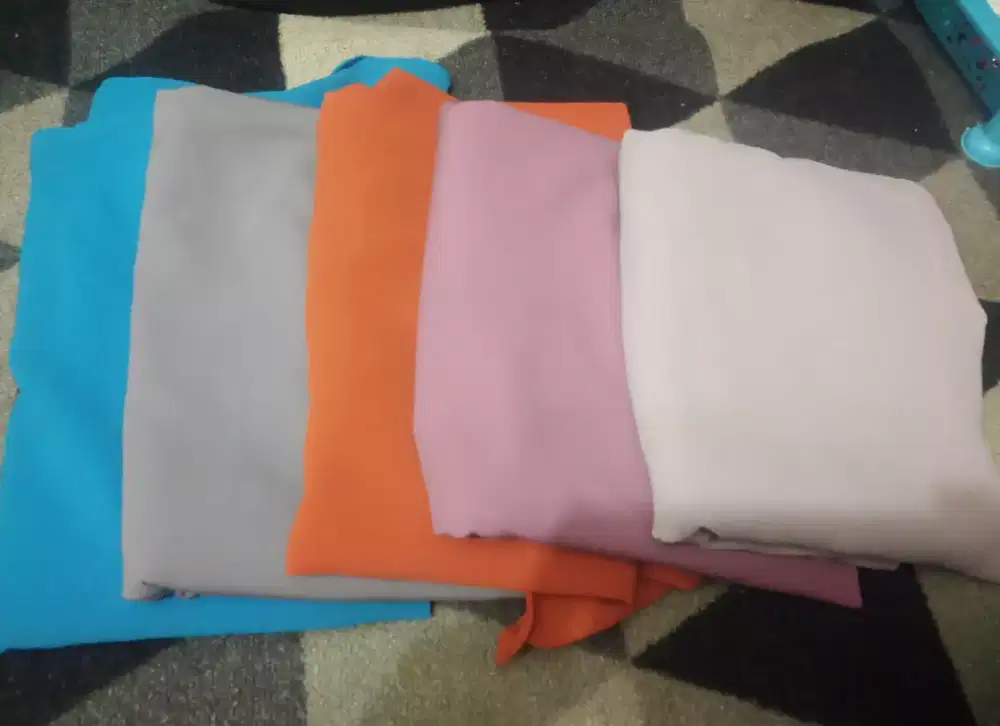 Preloved hijab syar'i