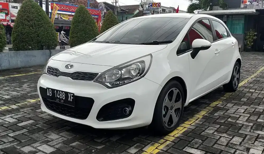 Kia Rio Matic 2013 Km 115rb Istimewa