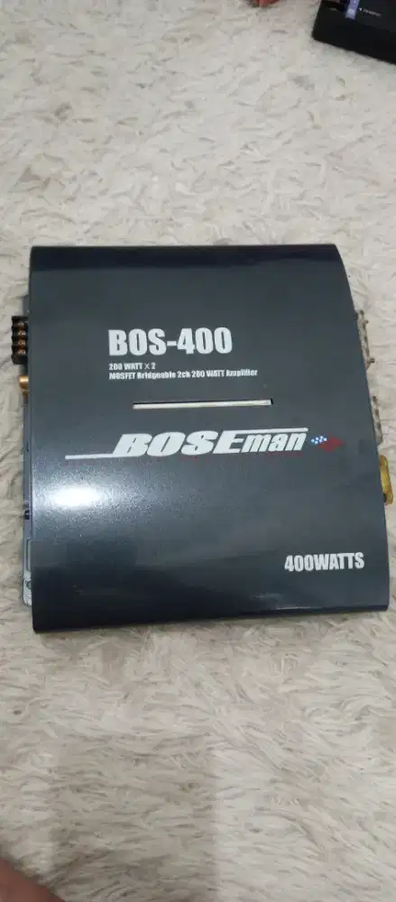 Amplifier sound system mobil.