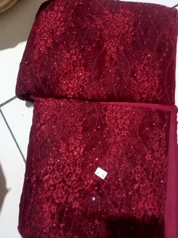Bahan Kebaya Warna Merah Maroon