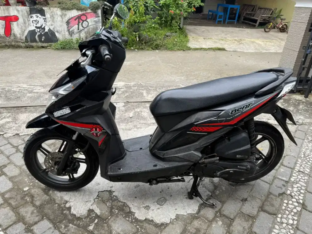 Beat THN 2017 plat AB Bantul