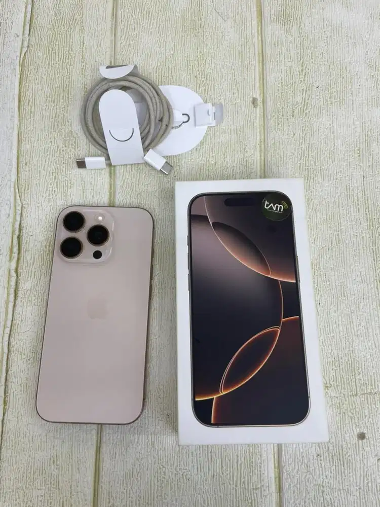IPHONE 16 PRO 128gb garansi resmi blibli on may2026 like new