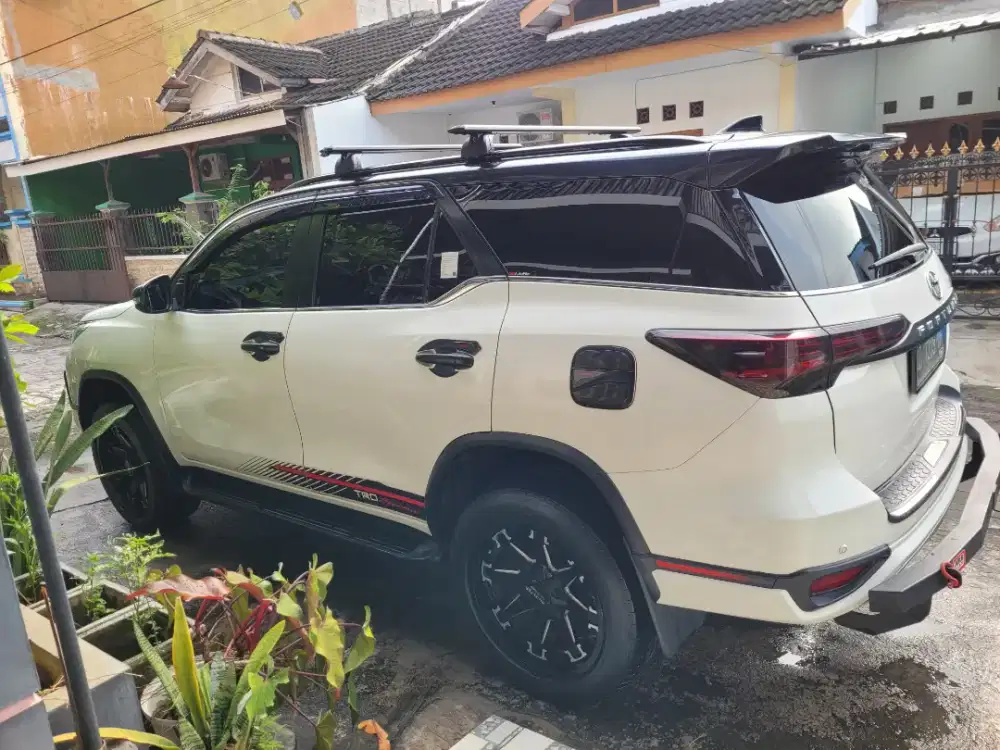 Jual Mobil Toyota Fortuner 2018
