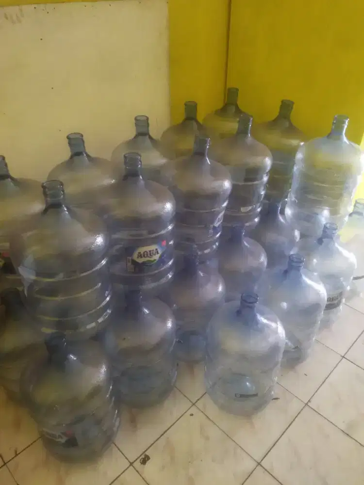 Galon AQUA kosong 19L